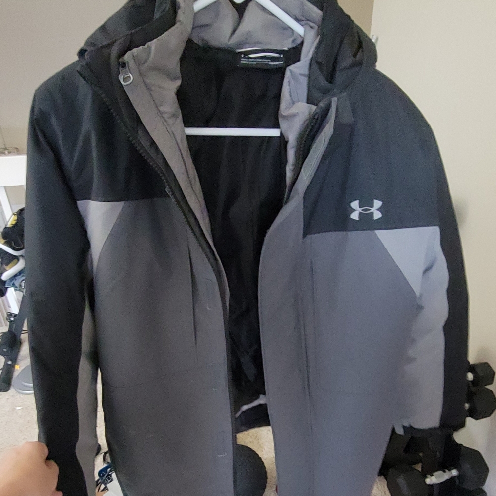 Under Armour Black and Gray Performance Jacket Athletic and Water-Resistant